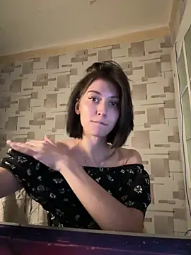 Snapshot of AiryR chatting on 09-23-25, 12:52 AiryR online show from 09-23-25, 12:52