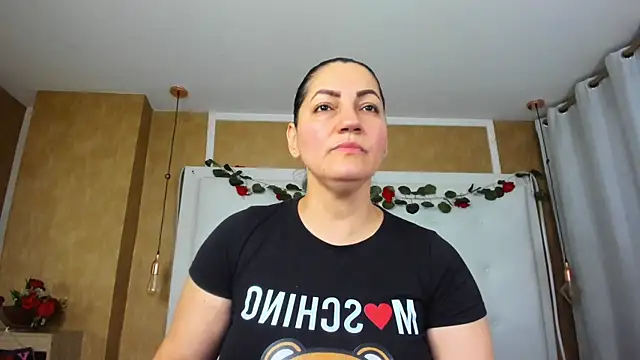 Heidy milf online show from 05-12-26, 07:44