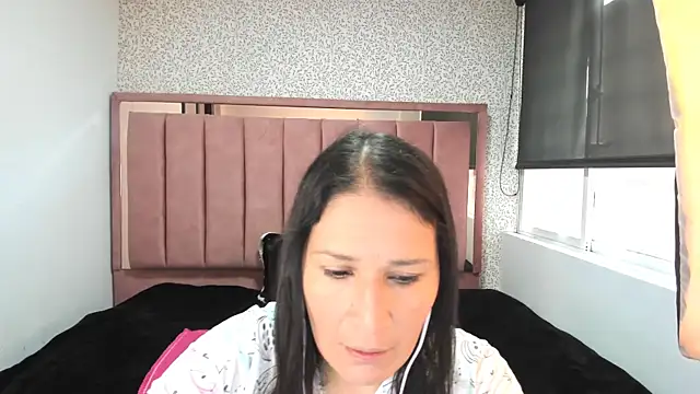 Barbara fox   online show from 06-22-26, 11:51