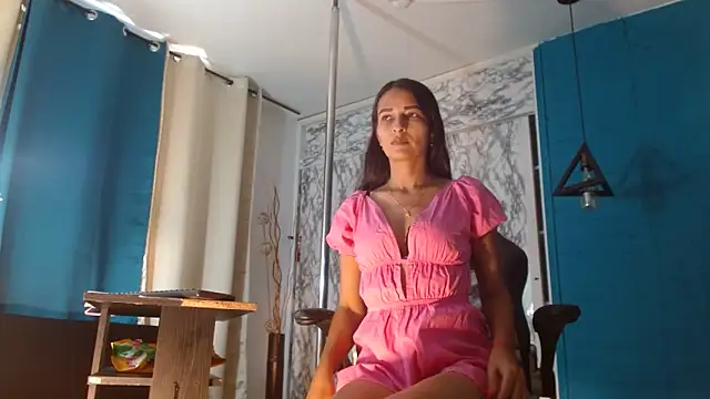 hanna mooreee online show from 09-12-25, 05:57