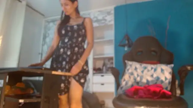 hanna mooreee online show from 03-26-26, 06:57