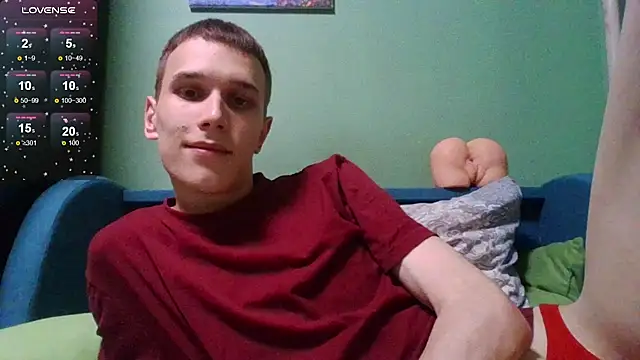 Snapshot of your___honeyy chatting on 11-26-25, 08:32 your honeyy online show from 11-26-25, 08:32