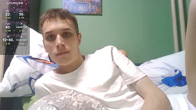 Snapshot of your___honeyy chatting on 12-21-25, 07:21 your honeyy online show from 12-21-25, 07:21