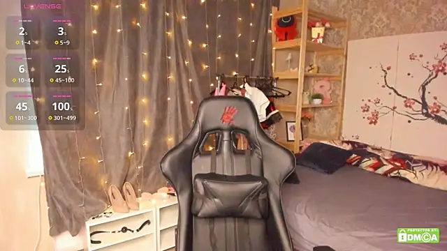 Laila Blarr online show from 09-27-25, 10:31