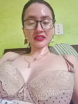 Linda Hot13 online show from 10-29-25, 02:19