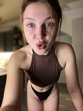 Emaline Fane online show from 05-08-26, 07:08