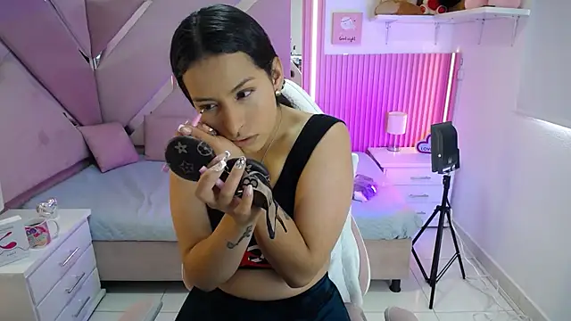 Mia garcia28 online show from 09-29-25, 07:40