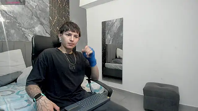 Ebebyjuan online show from 06-10-26, 11:09