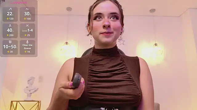 Mia wee online show from 09-19-25, 06:52