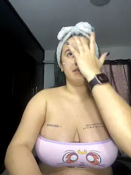 Lana Herondale online show from 10-29-25, 08:54