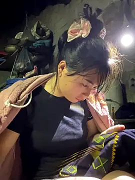 Sunyinn online show from 12-19-25, 01:07