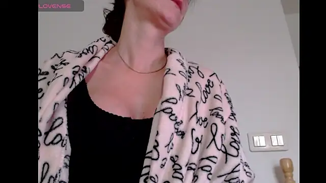 BritneyDivine online show from 10-19-25, 05:19