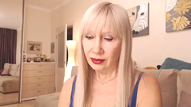 AlisaDeluxe online show from 02-15-26, 02:30