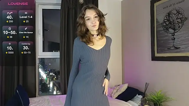 Snapshot of DebiHenks chatting on 09-18-25, 05:37 DebiHenks online show from 09-18-25, 05:37