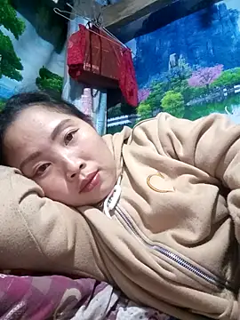 Snapshot of PhamPhung chatting on 02-10-26, 02:43 PhamPhung online show from 02-10-26, 02:43