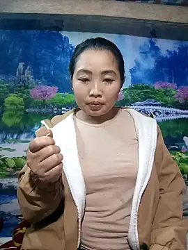 Snapshot of PhamPhung chatting on 02-21-26, 01:28 PhamPhung online show from 02-21-26, 01:28