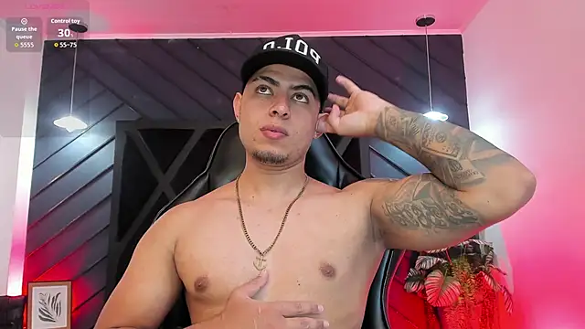 marco garciia  online show from 12-18-25, 11:22