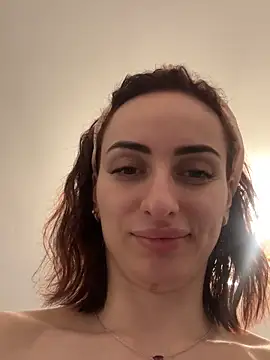 Snapshot of AuraPure chatting on 12-03-25, 12:25 AuraPure online show from 12-03-25, 12:25