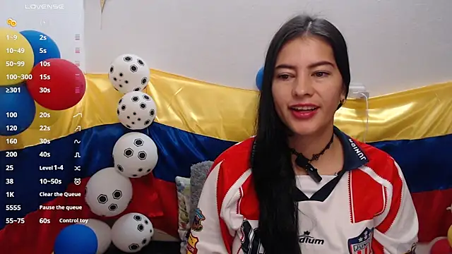 Snapshot of Taliana21 chatting on 06-22-26, 09:50 Taliana21 online show from 06-22-26, 09:50