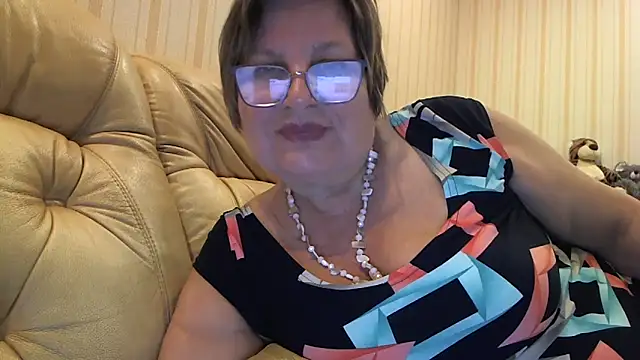 Simply woman online show from 05-23-26, 10:03