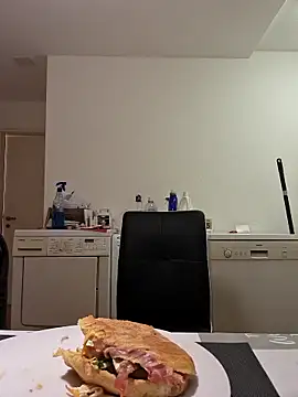 Snapshot of spaccaa chatting on 04-15-26, 06:48 spaccaa online show from 04-15-26, 06:48
