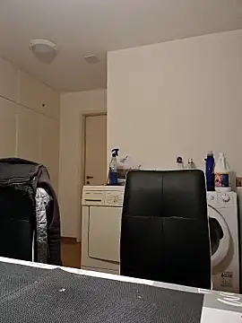 Snapshot of spaccaa chatting on 04-15-26, 07:58 spaccaa online show from 04-15-26, 07:58