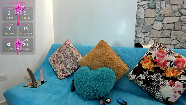 PIINK 2025 online show from 11-05-25, 03:01