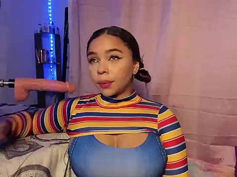 Snapshot of ImSofiVega chatting on 10-29-25, 05:36 ImSofiVega online show from 10-29-25, 05:36