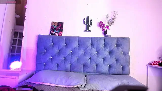 Tommy Lovee online show from 12-03-25, 03:47