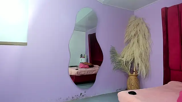 sienna glow online show from 10-07-25, 11:40