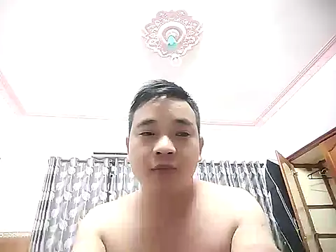 Snapshot of Boy_kuto77 chatting on 03-04-26, 06:14 Boy kuto77 online show from 03-04-26, 06:14