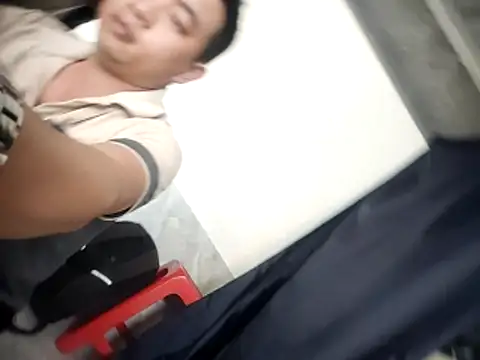 Snapshot of Boy_kuto77 chatting on 03-07-26, 03:14 Boy kuto77 online show from 03-07-26, 03:14