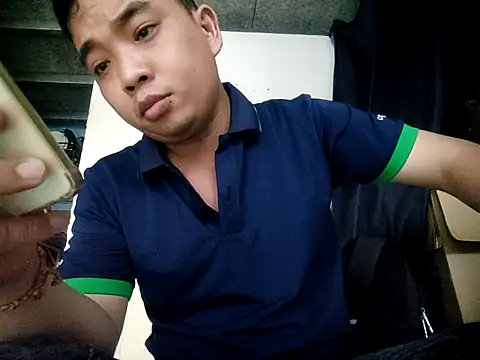 Snapshot of Boy_kuto77 chatting on 03-30-26, 10:49 Boy kuto77 online show from 03-30-26, 10:49