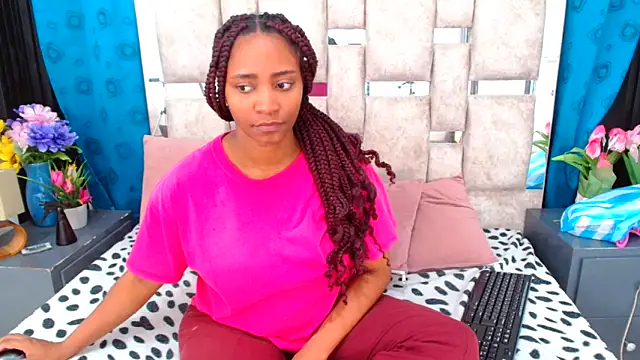 Snapshot of AmbarSmit chatting on 09-30-25, 03:44 AmbarSmit online show from 09-30-25, 03:44