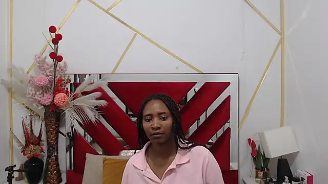 AmbarSmit online show from 11-21-25, 07:23