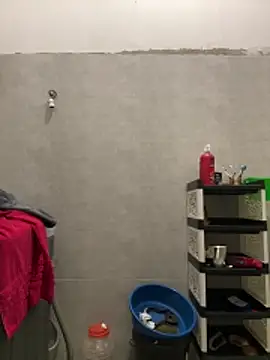 Snapshot of Handydila chatting on 03-15-26, 12:16 Handydila online show from 03-15-26, 12:16