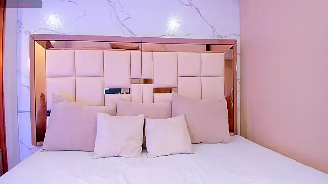 julieta rosee online show from 02-10-26, 10:25