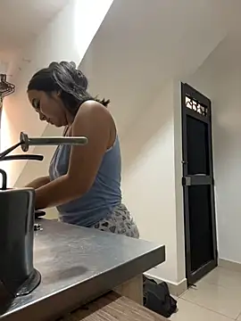 julieta rosee online show from 04-29-26, 08:04