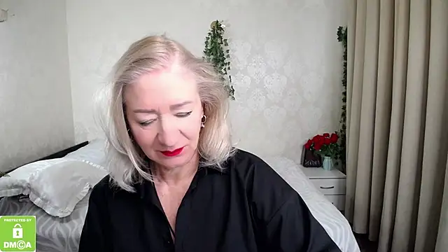 Snapshot of hunters_woman chatting on 03-02-26, 07:48 hunters woman online show from 03-02-26, 07:48