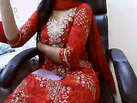 Simranjeet kaur26 online show from 06-28-26, 08:48