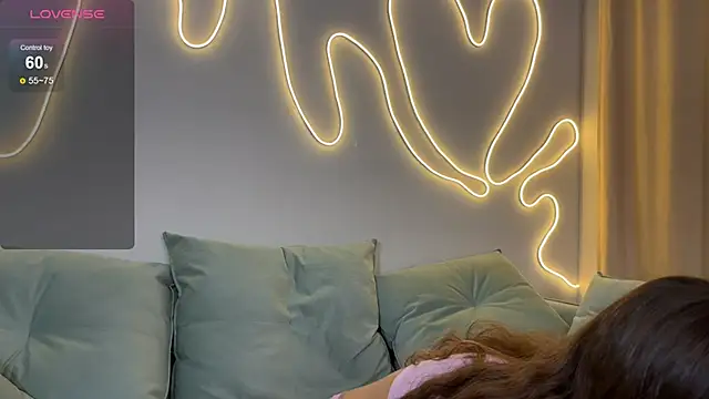 Eva Collinss online show from 10-02-25, 02:29