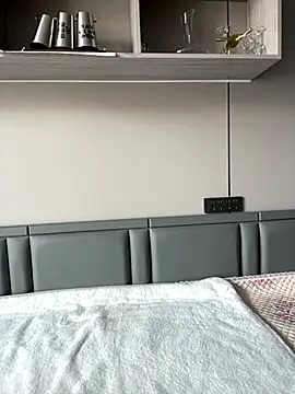 Snapshot of xiaomei-11 chatting on 10-06-25, 03:59 xiaomei-11 online show from 10-06-25, 03:59