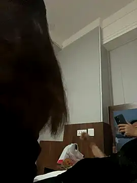 Snapshot of xiaomei-11 chatting on 11-07-25, 12:16 xiaomei-11 online show from 11-07-25, 12:16