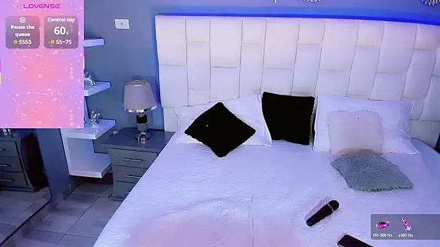 HottSalomee online show from 10-18-25, 09:48