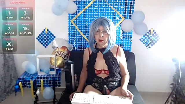 Snapshot of ruth_blue21 chatting on 09-24-25, 03:15 ruth blue21 online show from 09-24-25, 03:15