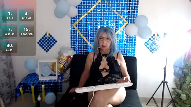 Snapshot of ruth_blue21 chatting on 09-29-25, 11:59 ruth blue21 online show from 09-29-25, 11:59