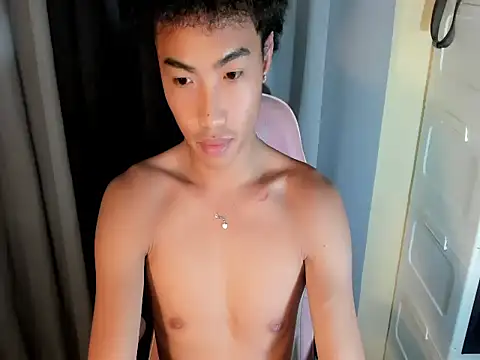 yourhotpinoy online show from 04-06-26, 12:06