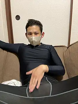 Snapshot of tarochan7 chatting on 09-30-25, 04:01 tarochan7 online show from 09-30-25, 04:01