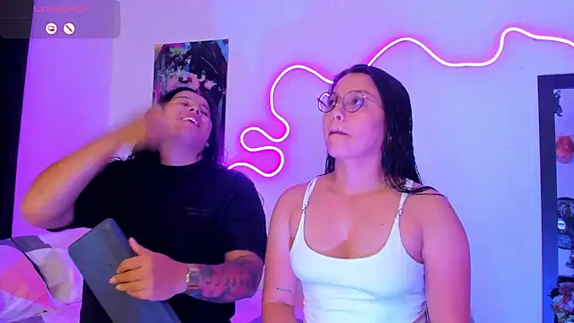 Dilan and Mia online show from 10-03-25, 09:34