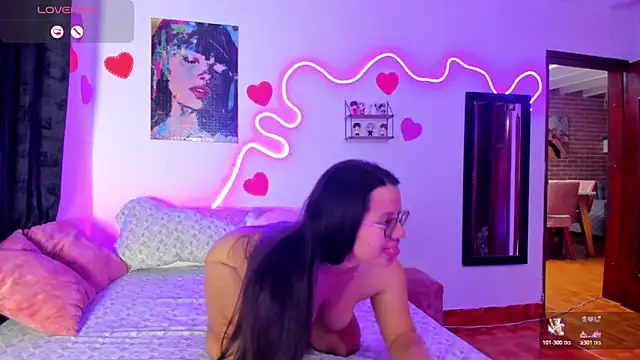 Dilan and Mia online show from 03-28-26, 09:20